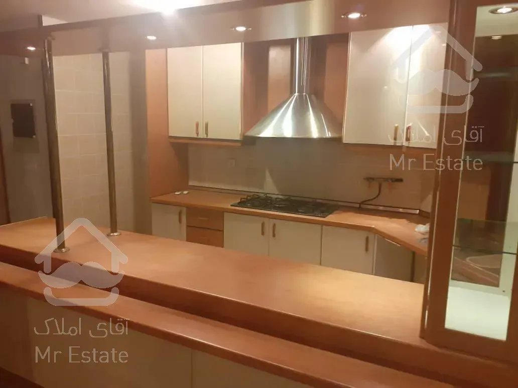 اجاره و رهن دفتر کار موقعیت اداری زعفرانیه 85  متر شیک