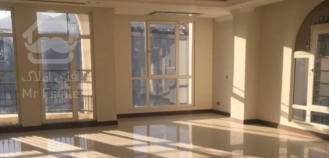 آپارتمان 152 متری/ لاکچری تجهیز/ عضد/ سه خواب