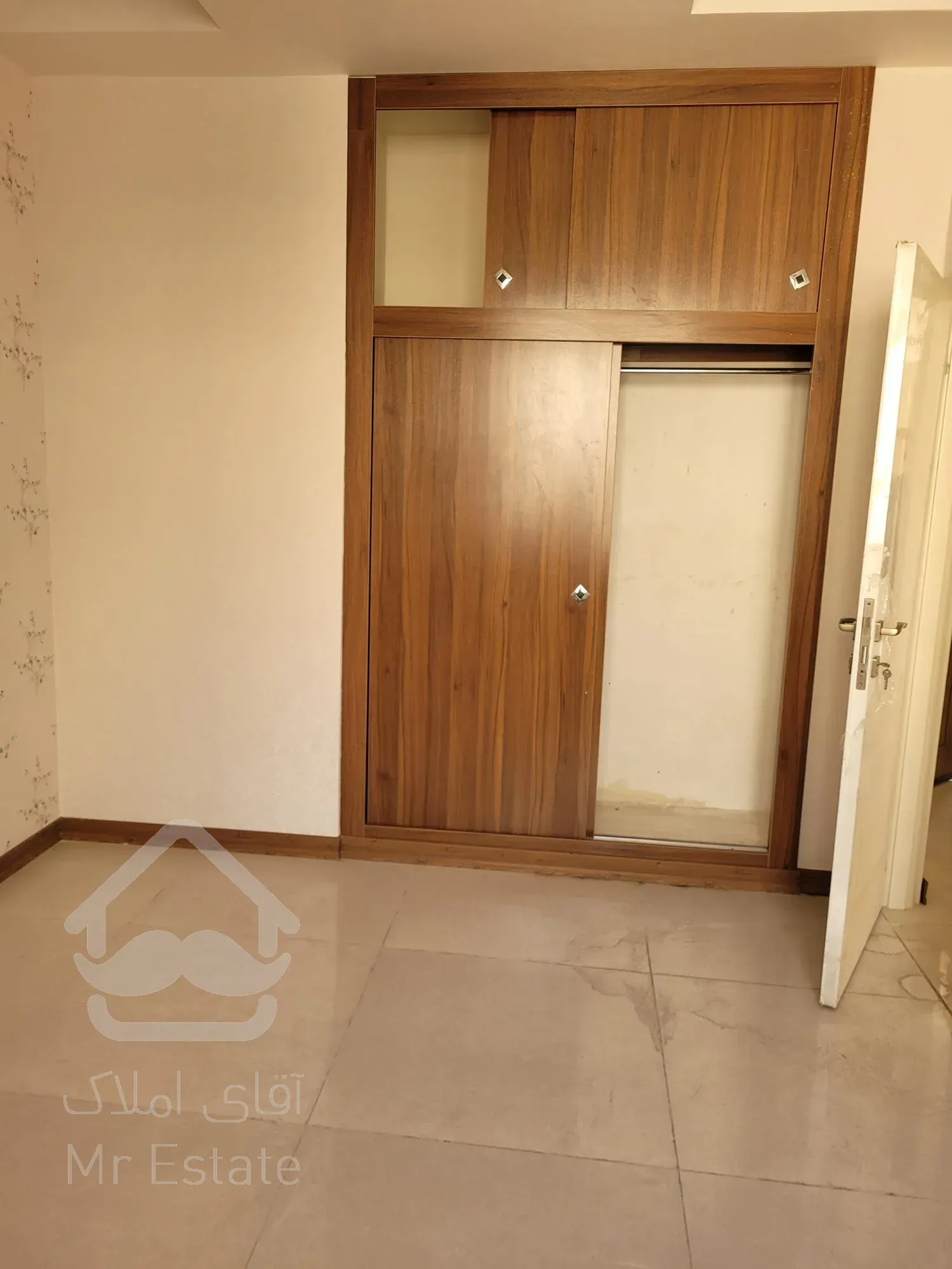 ۷۰ متر دو خواب /فول بازسازی /فوری فروش