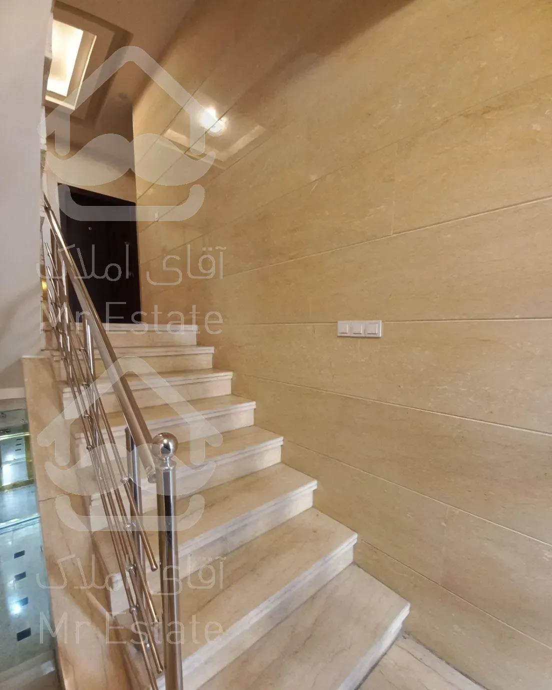 ۱۱۸ متر ۲خواب نورجنوب طبقات بالا