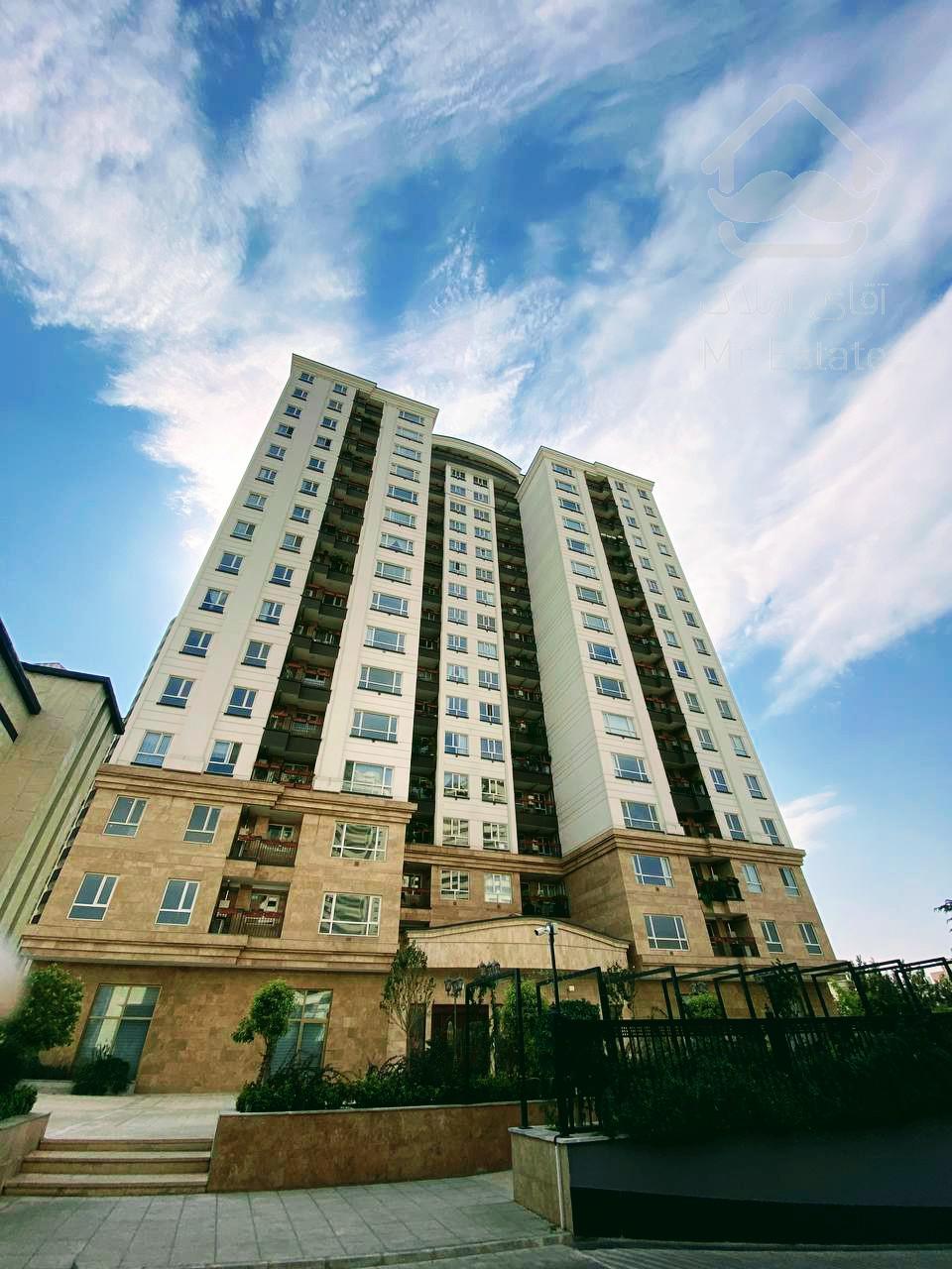 ۱۱۷متر طبقه پانزدهم برج مجللِ پارسی المپیک