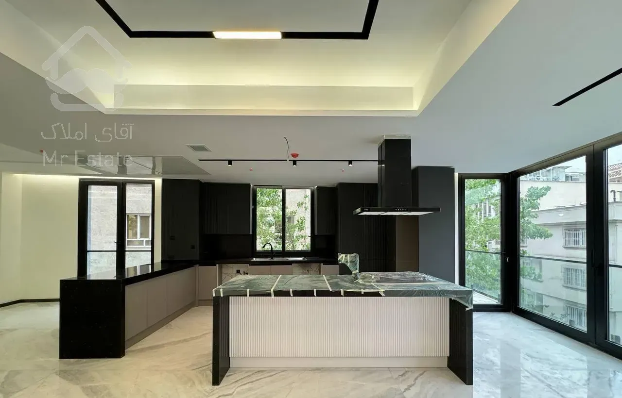 ۱۳۳ متر ۳ خوابه  شریعتی یخچال