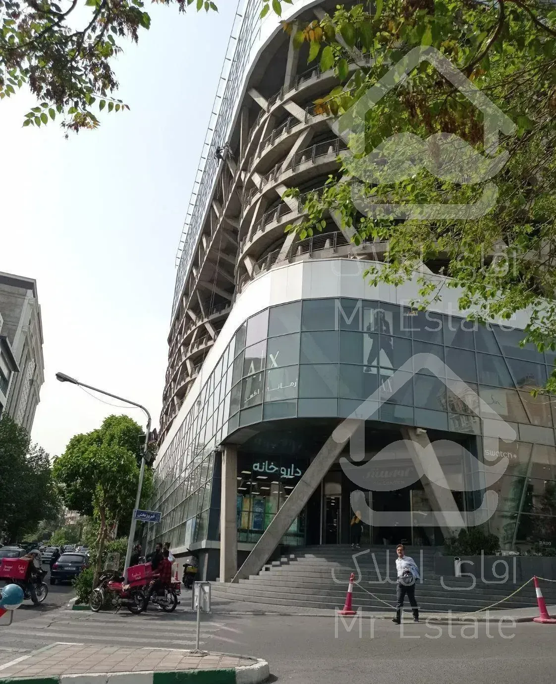 مغازه ۱۸ متر پاساژ برند آوا سنتر