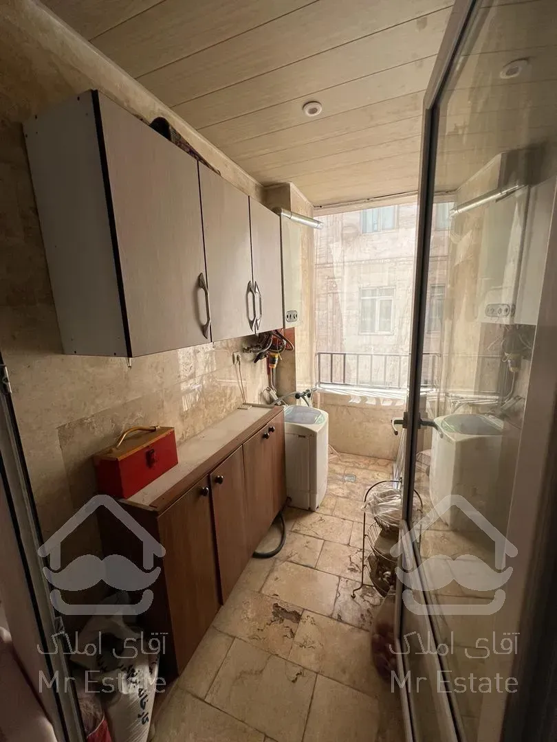 ۹۲ متری فول امکانات سالن پرده خور