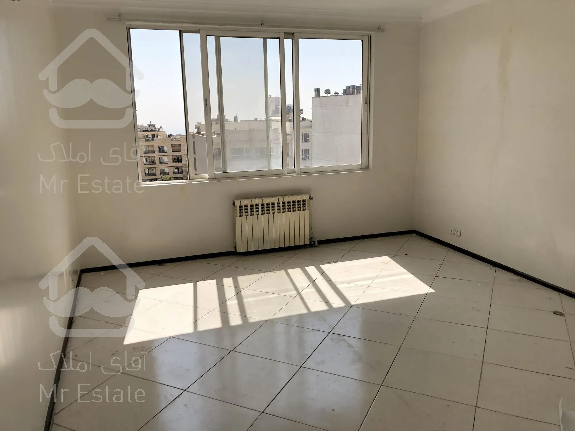 رهن و اجاره آپارتمان ۲۳۰ متری ۴ خواب نیاوران