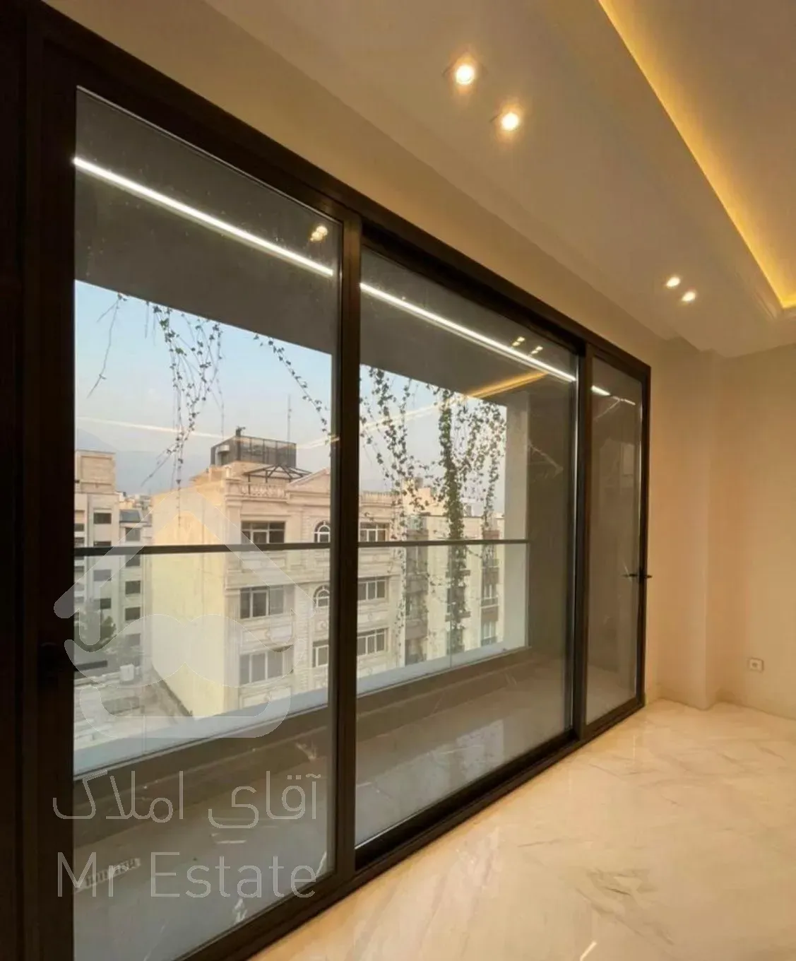 فرصت کم نظیر برای سکونت در برج باغ برند سعادت اباد