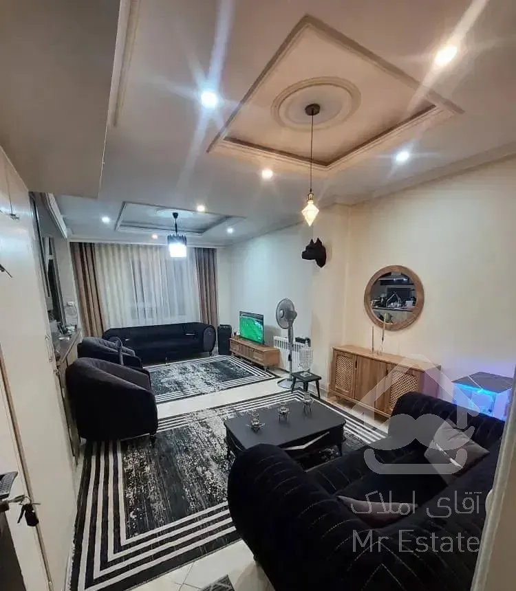 ۵۵متر تک واحد با پارکینگ و انباری و آسانسور