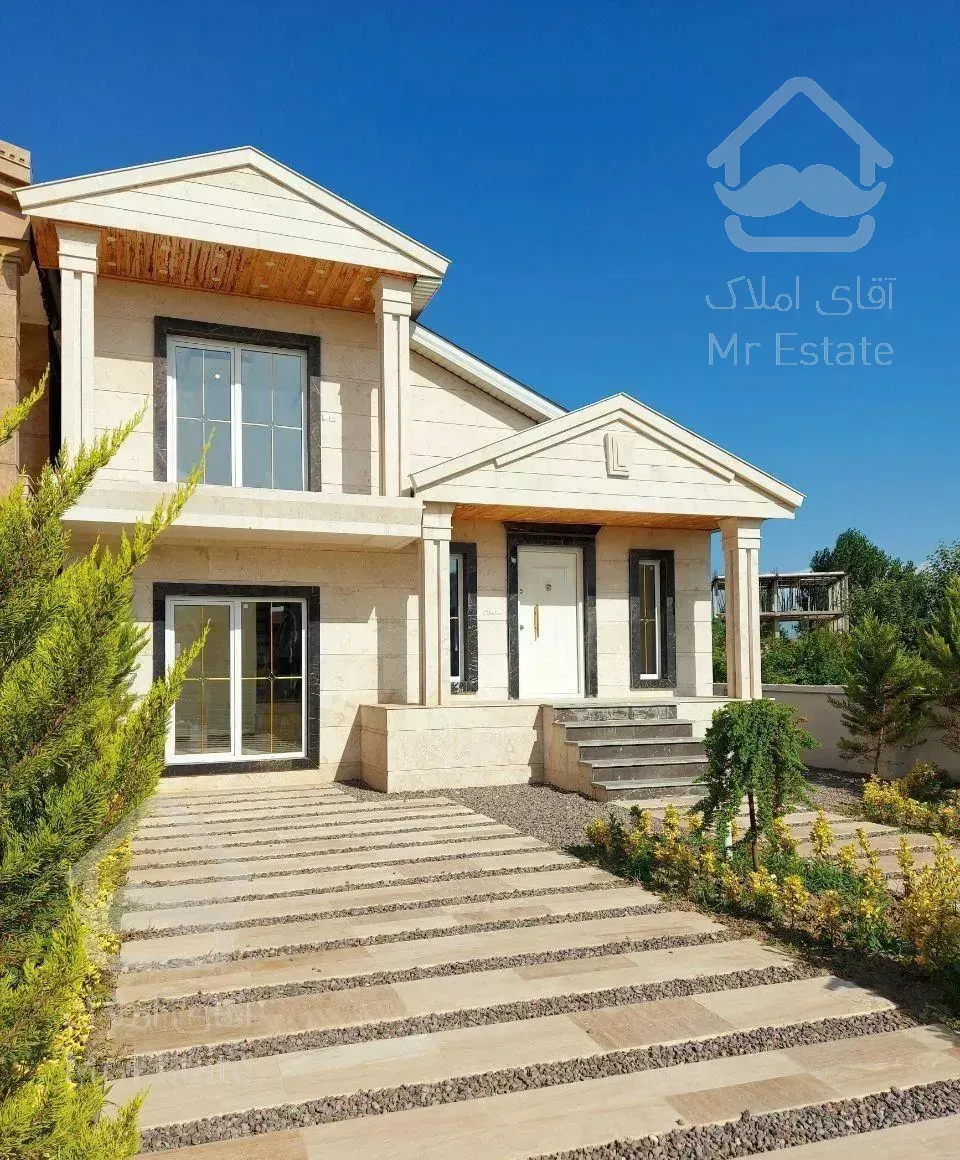 ویلا باغچه نیم پیلوت ۲۸۰ متر شهرکی سندتکبرگ