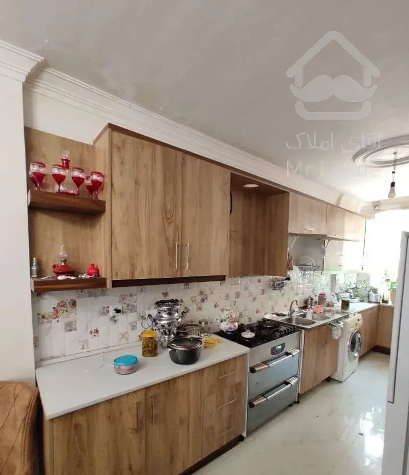 ۱۰۰متر دو خواب با پارکینگ آسانسور بالکن