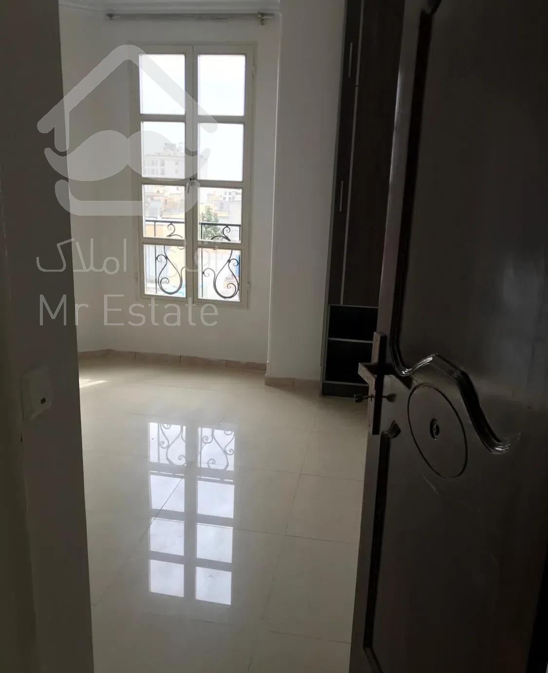 ١٧٥ متر دو راهی قلهک