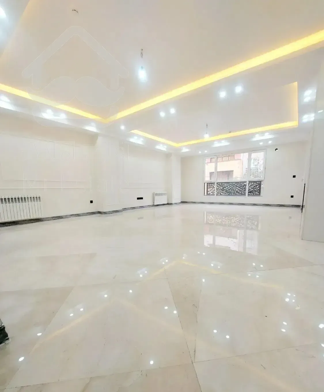 فروش ۱۳۶ متر ۳ خواب نوساز لوکس / پونک معین