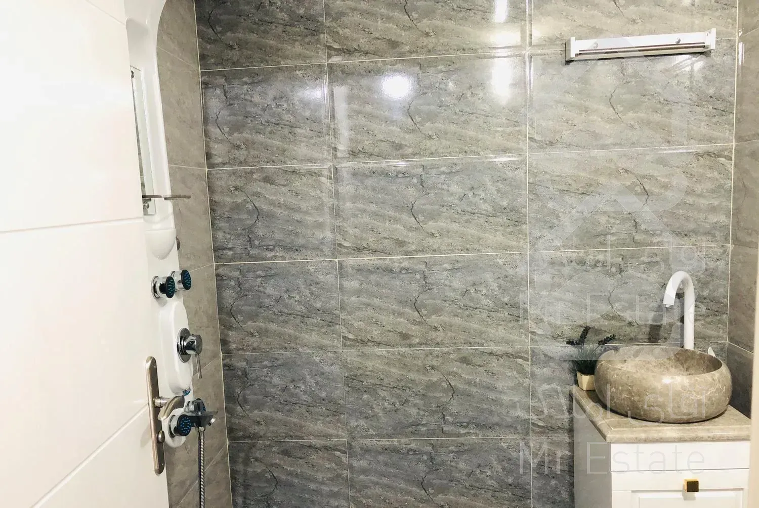 اجاره واحد 100 متری