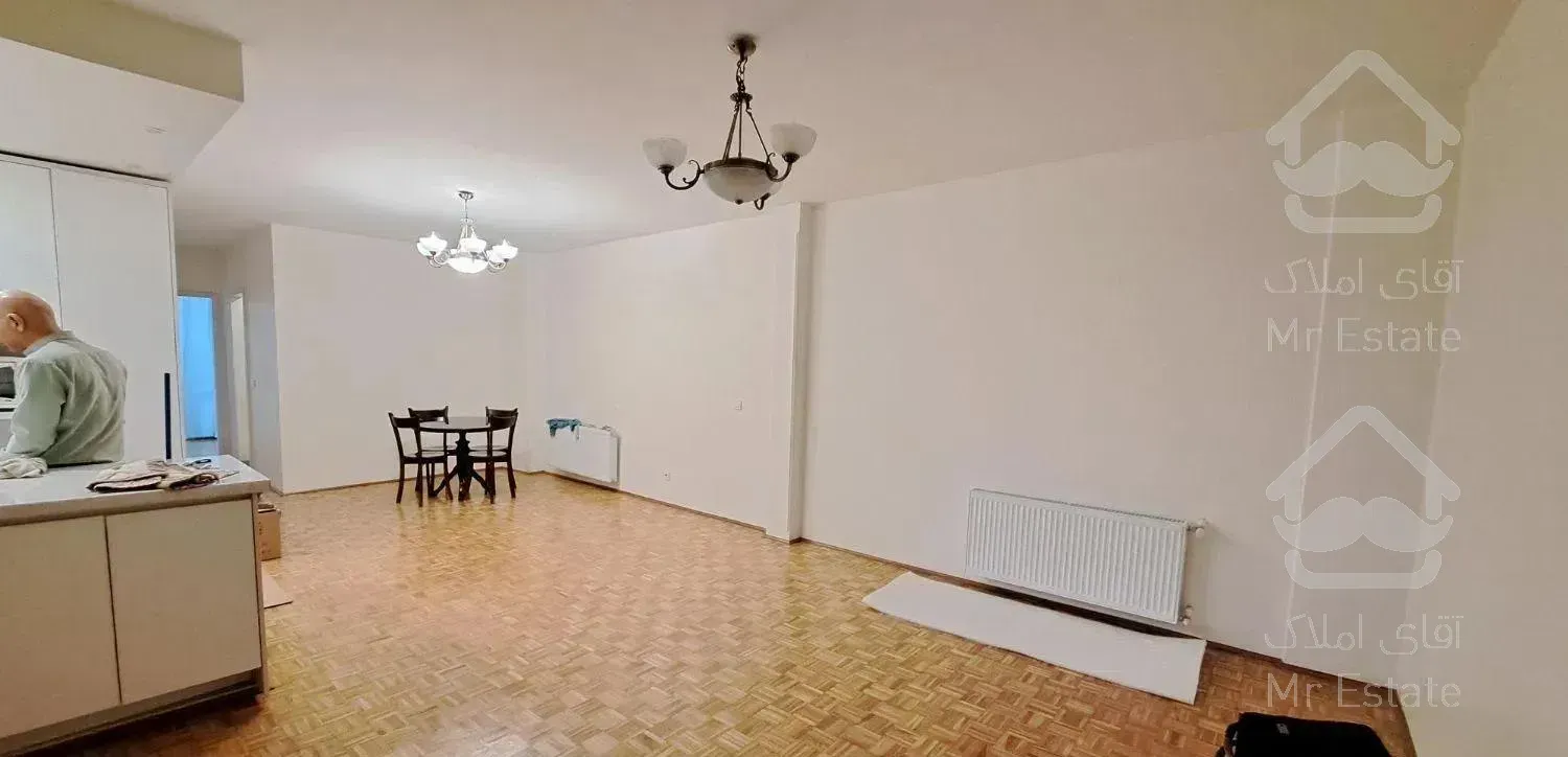 ۹۷ متری/تک واحدی/طبقه اول/ کوچه منطقه