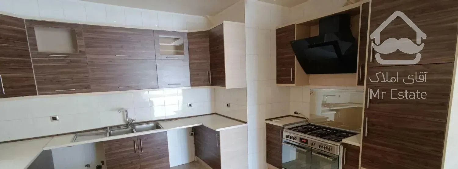 میرداماد ۱۶۰متر ۳ خواب خوش نقشه و غرق در نور