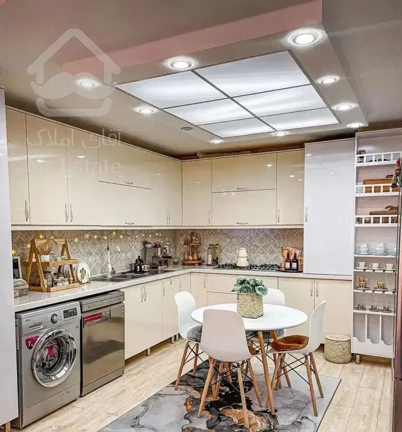 فروش آپارتمان 105متر طبقه سوم بلوار طالقانی رامسر