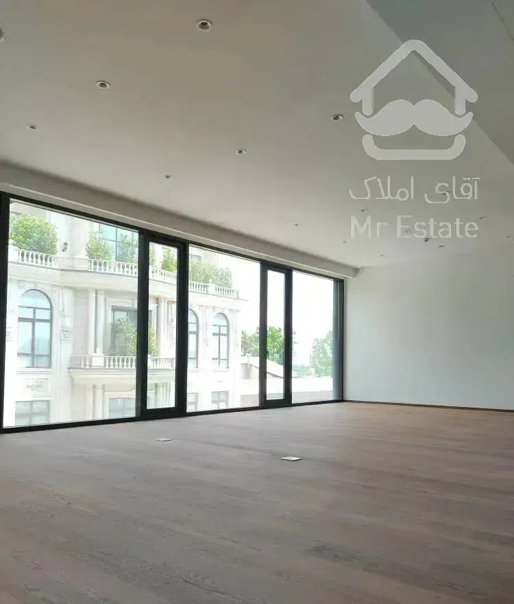 سازه مدرن ۲۴۰ متر مشاعات هتلینگ تراس بزرگ