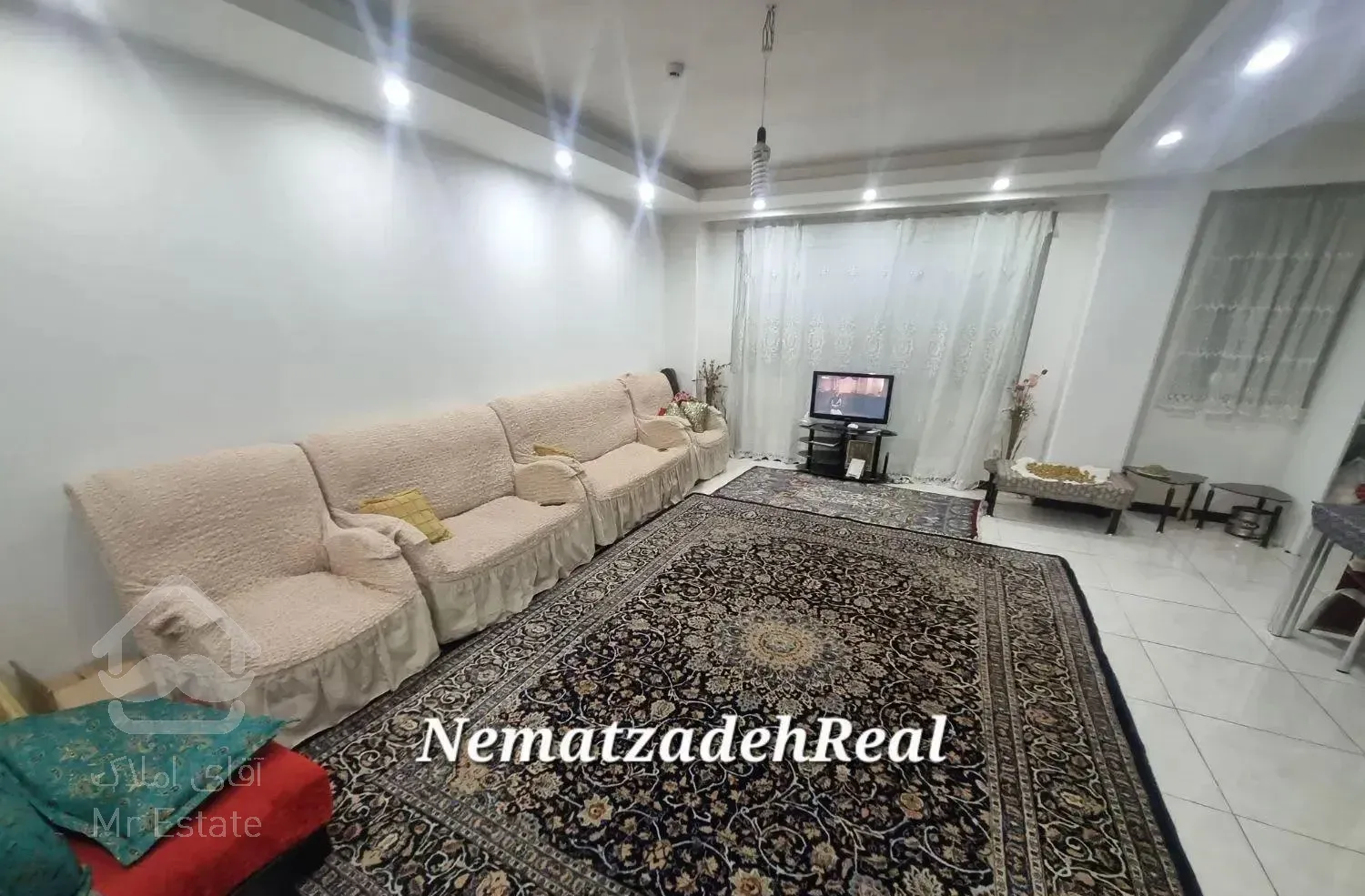 فروش آپارتمان ۸۷متری در شادآباد کوی۱۷شهریور