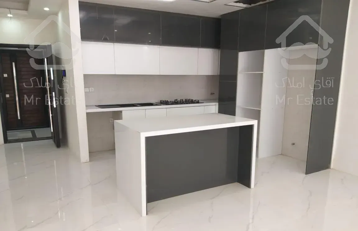 آپارتمان ۱۱۰ متری نوساز کلید نخورده بلوار ارم