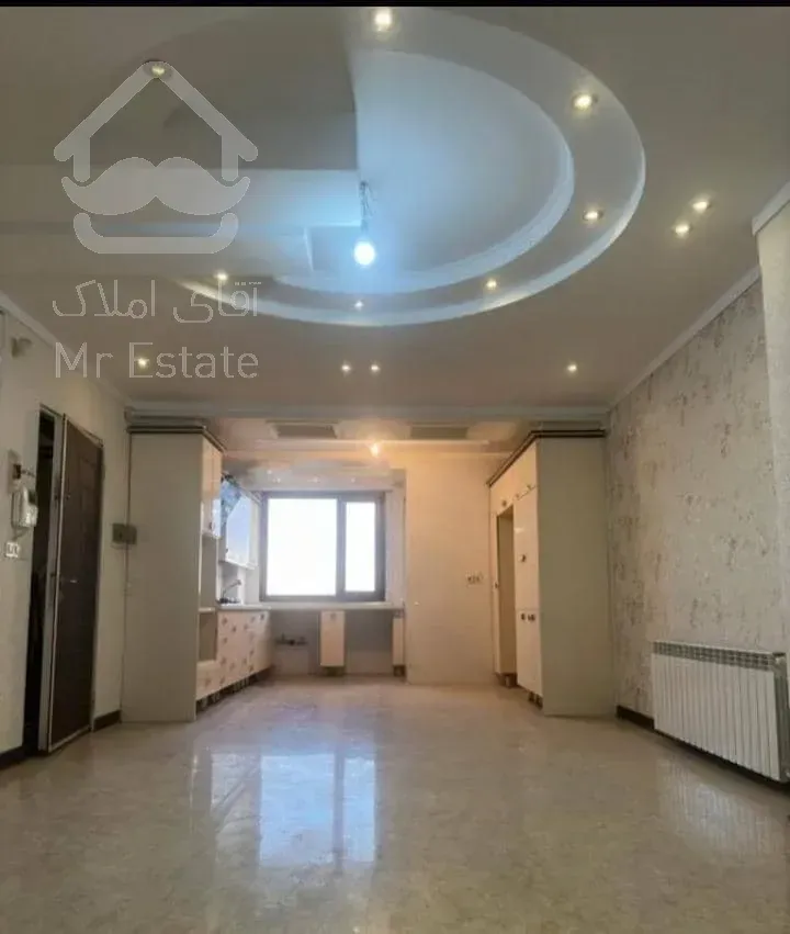 ۸۲متر۲خواب نور مستقیم تاپ لوکیشن