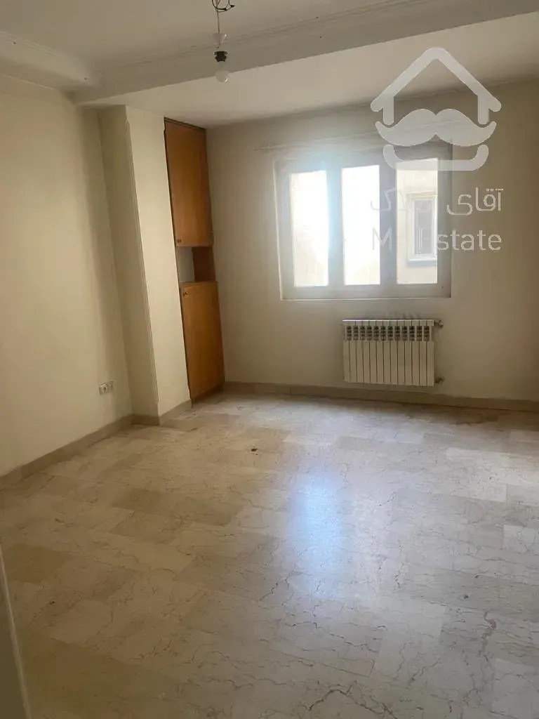 آپارتمان ۱۳۶ متری نورگیر عالی