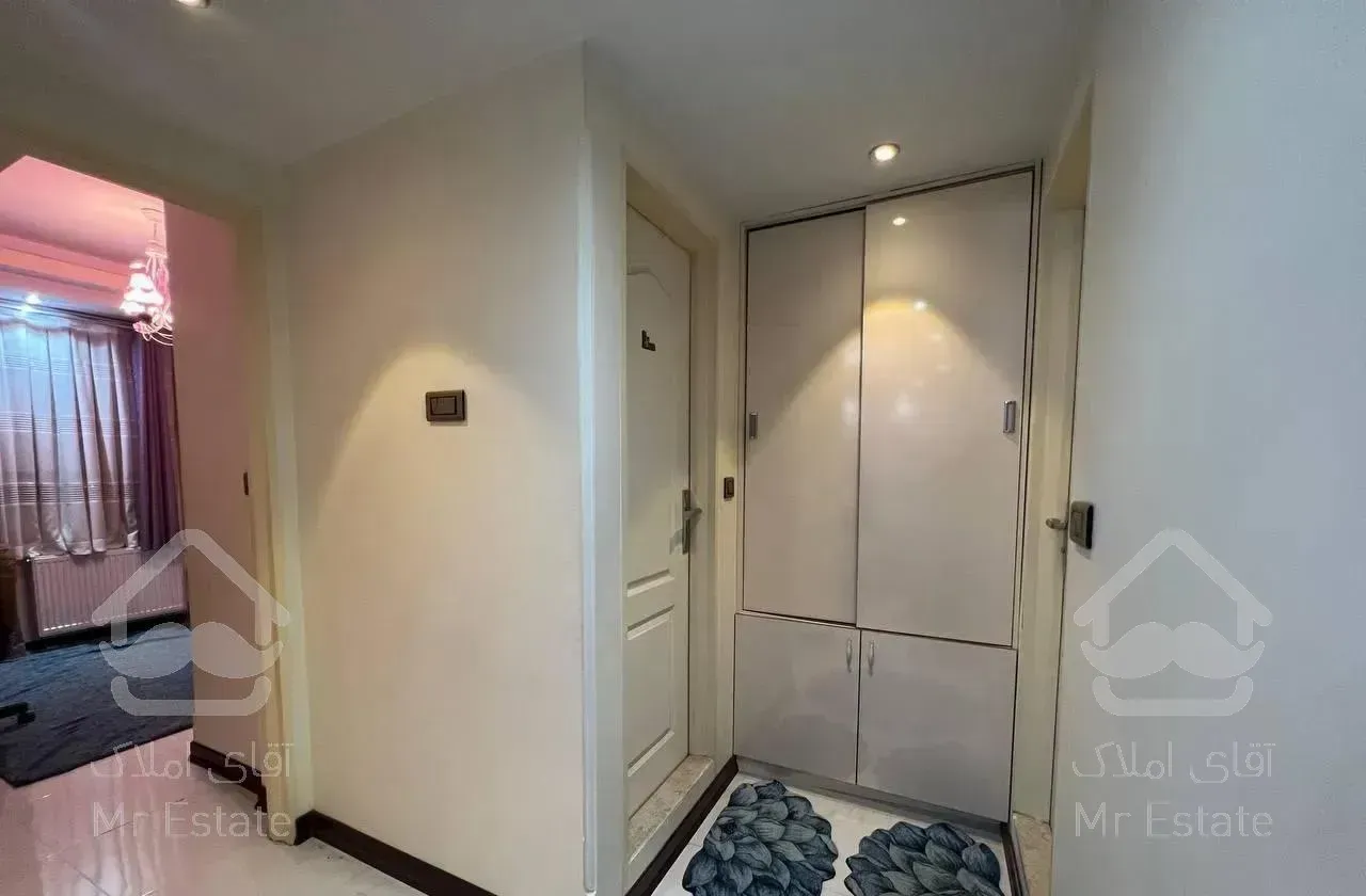 ۷۱متر/ ۳سال ساخت/ طبقه اول/ پیروزی