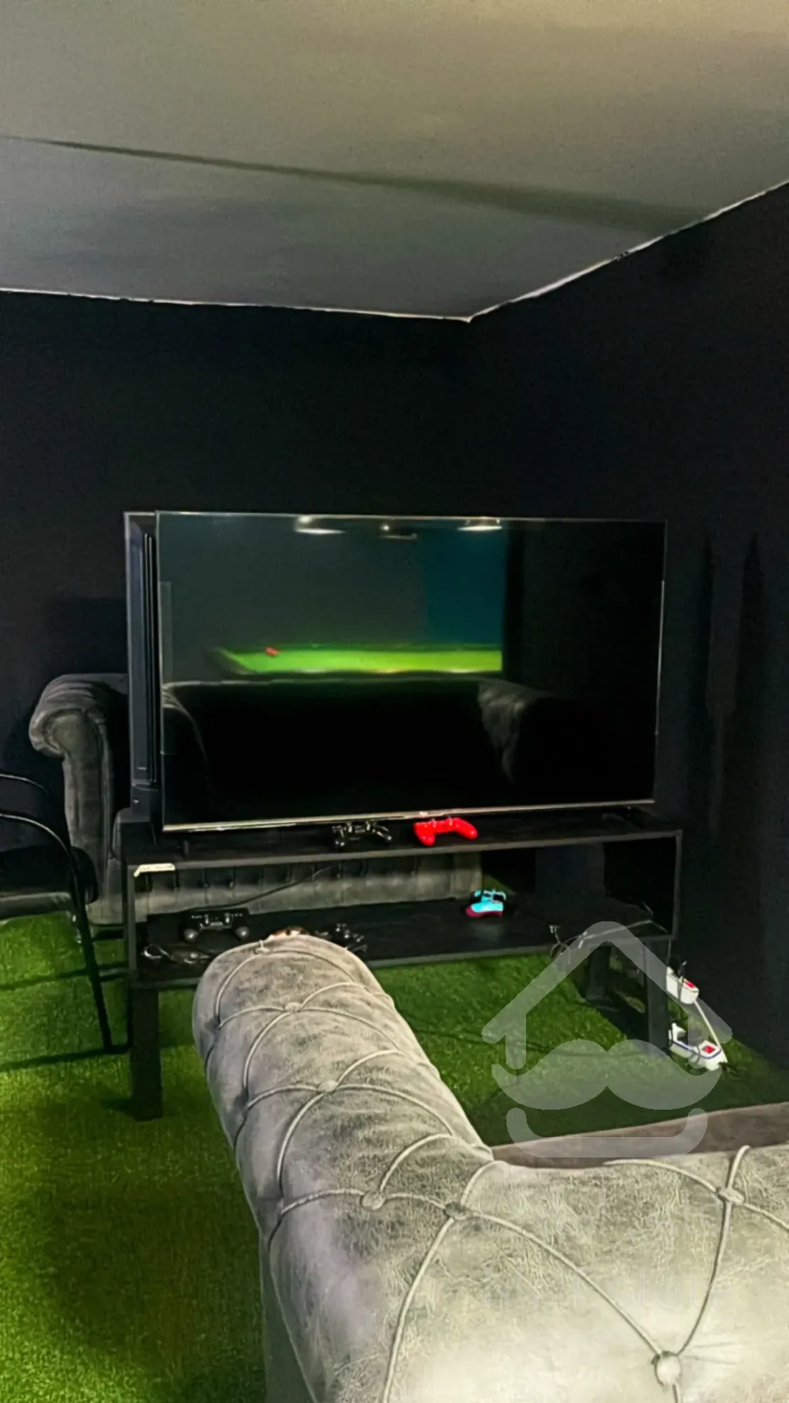 مغازه زیر زمین