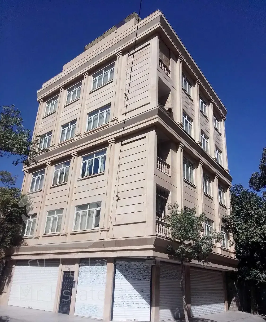 آپارتمان 110متری دو خواب صفر حاشیه نبوت