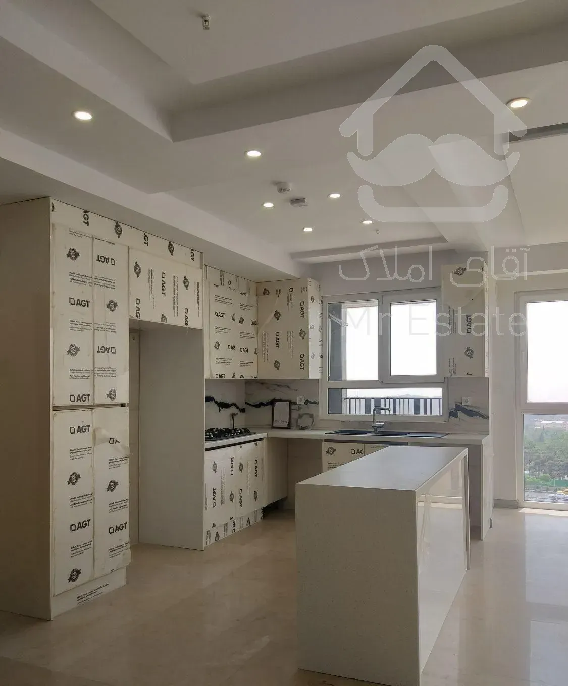 ۱۲۲ متر ۲ خواب // ویو جنوب/کلید نخورده