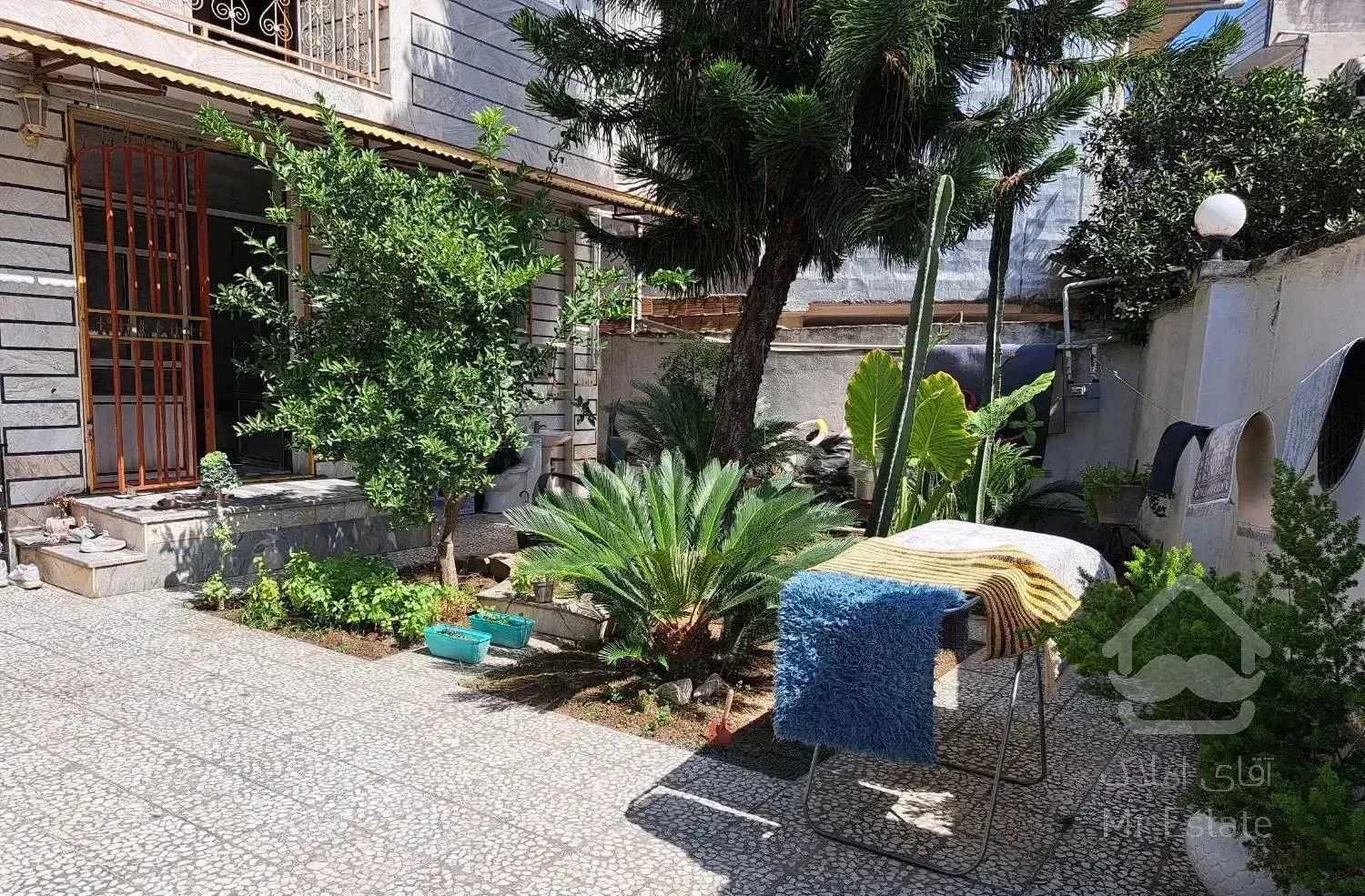 ویلایی در بست