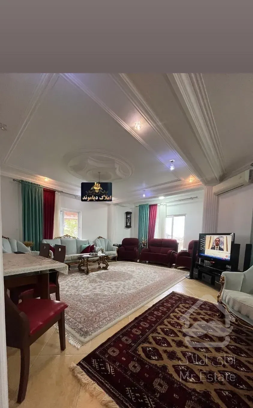 رهن آپارتمان۱۳۰متری طبقه دوم سه خواب