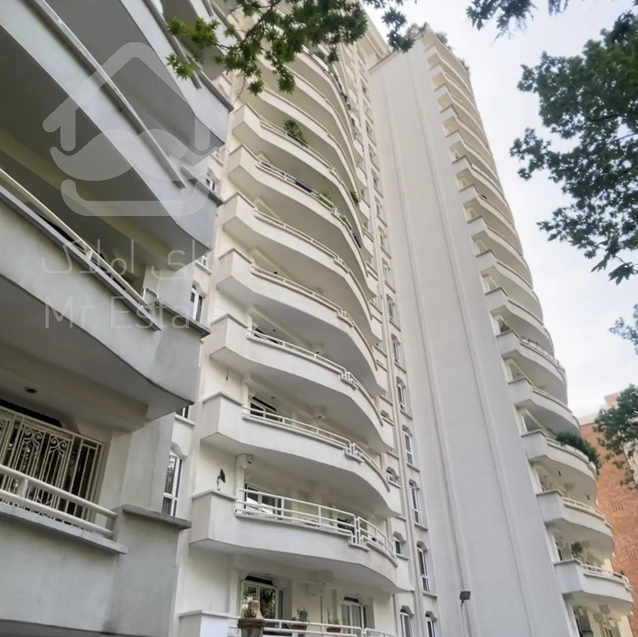 ثروتی۳۸۰متر/ویوشهروباغ/برج باغ/فول/خوش نقشه نورباران