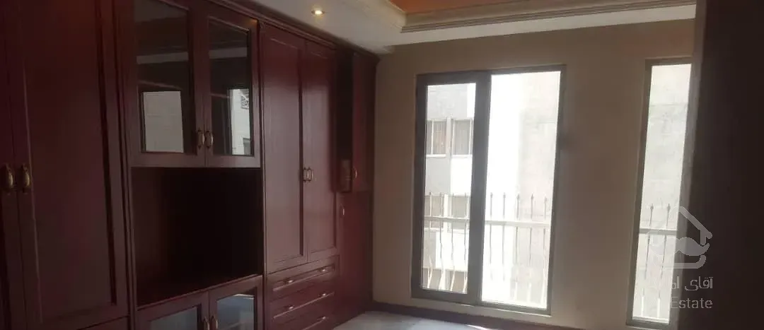 آپارتمان ۱۶۰ متری دو پارکینگ ظفر