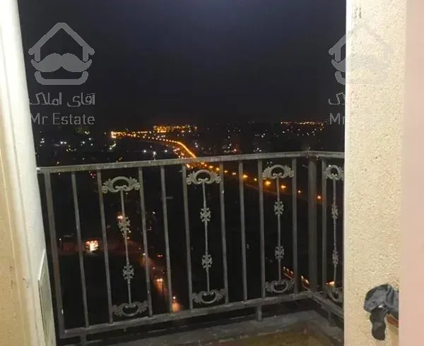 آپارتمان ۱۷۰متری  خوش نقشه در قلب منطقه 22