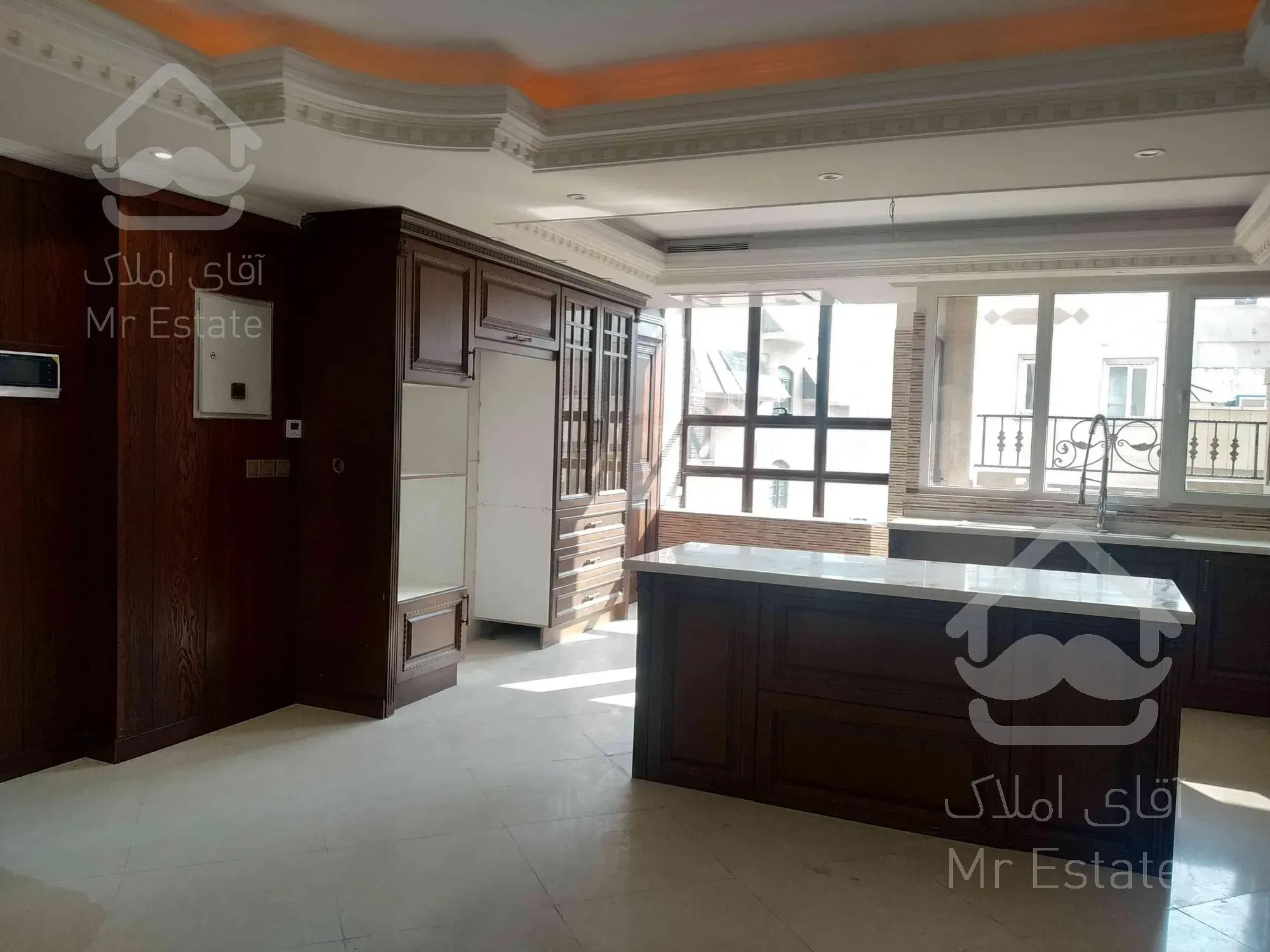 خرید آپارتمان ۱۵۰ متری نیاوران