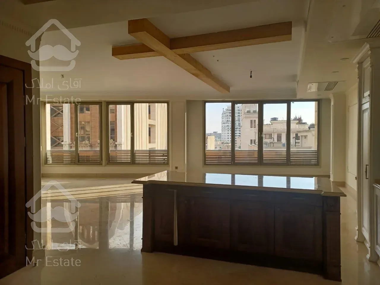 اجاره و رهن آپارتمان زعفرانیه 240  متر اکازيون