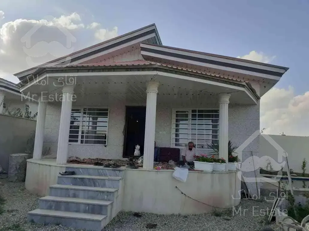 باغچه ویلا۳۰۰ متری آبسرد دماوند