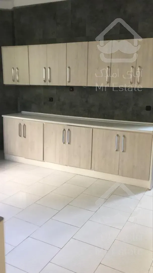 اجاره و رهن آپارتمان کامرانیه 300  متر شیک