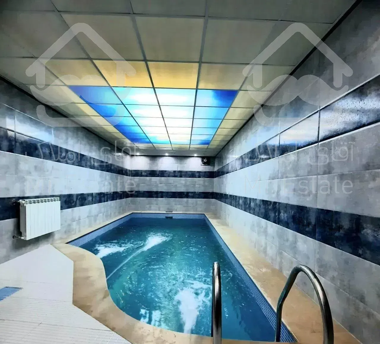 ویلا استخردار حیاط باغی ۱ماه ساخت