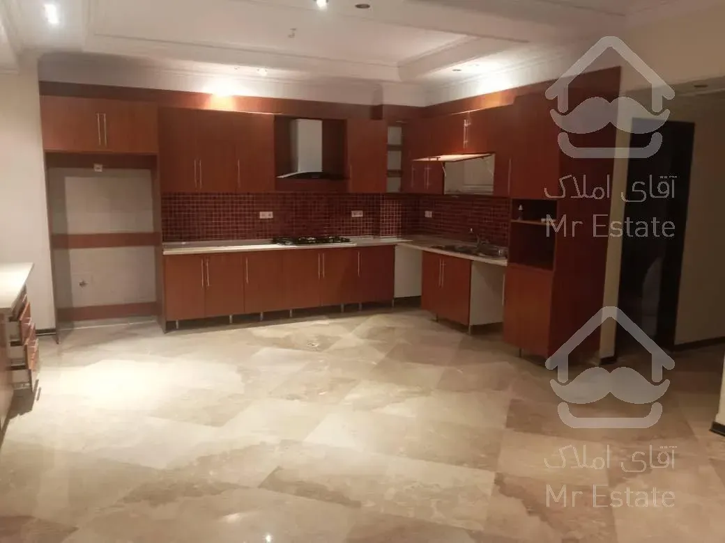 اجاره و رهن آپارتمان زعفرانیه 207  متر شیک