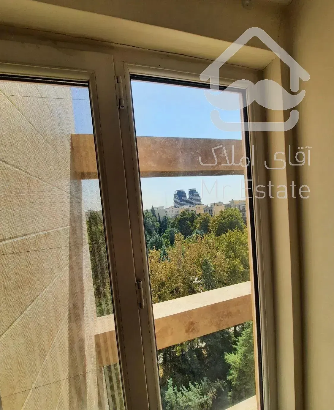 ۹۰متر ۲خوابه سالن پرده خور