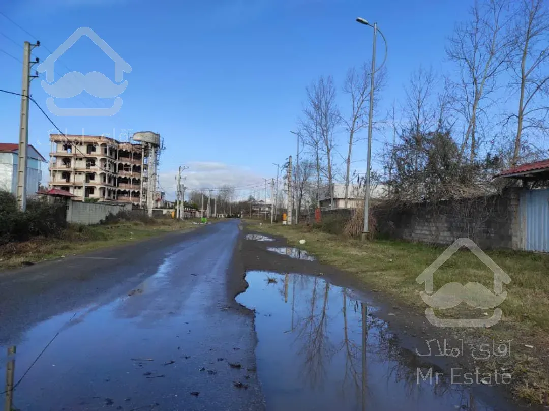 باغ مسکونی با بنای قدیمی دارای انشعابات