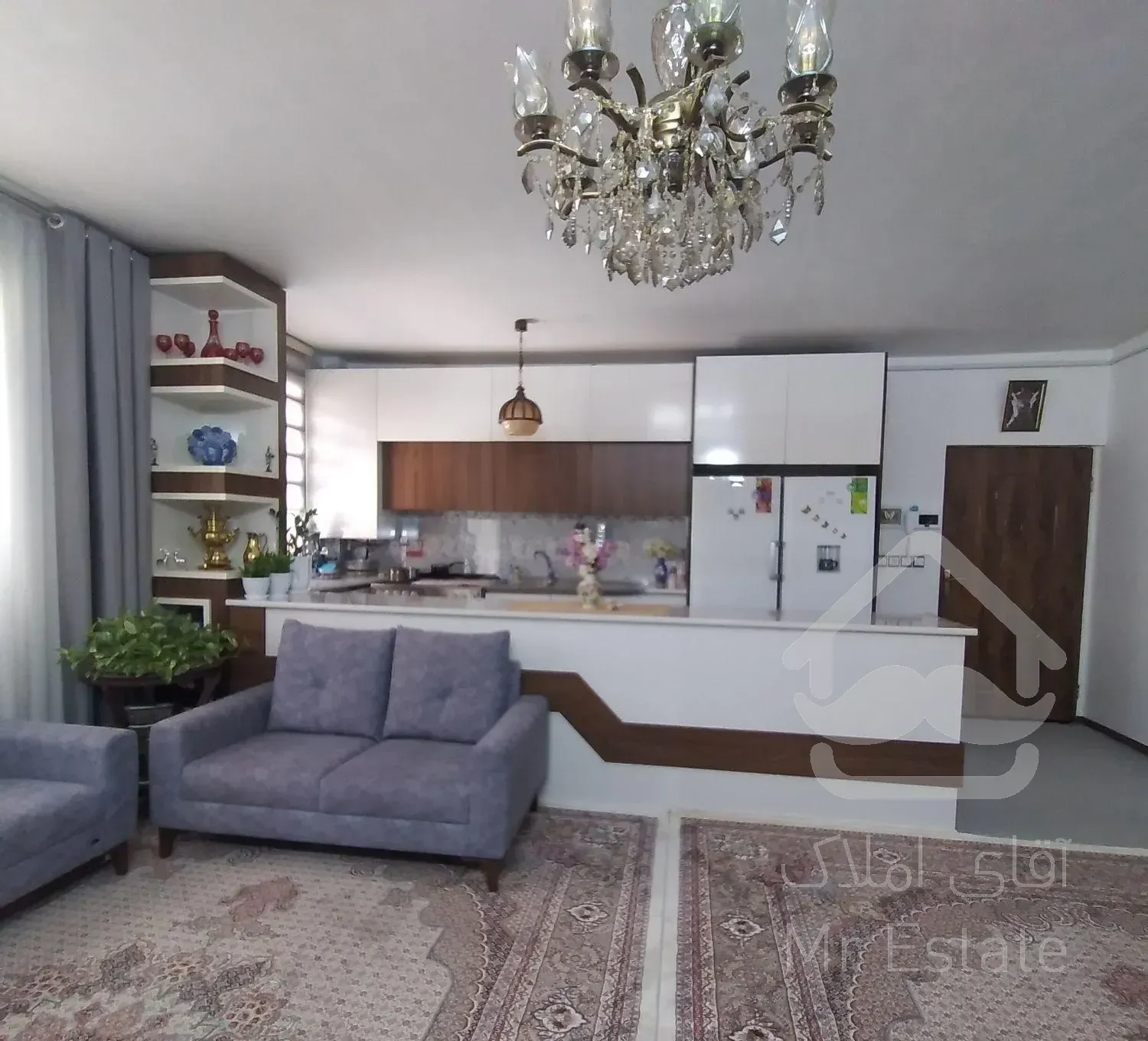 فروش آپارتمان ۸۲ متری ۲ خوابه طبقه ۱