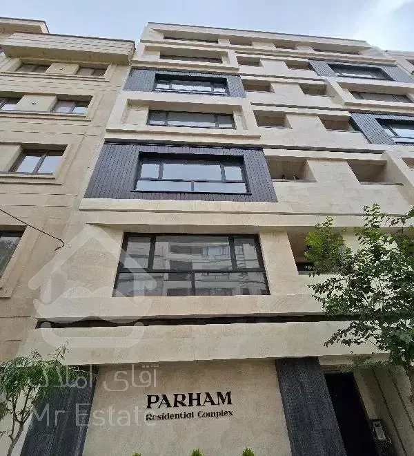 ۱۰۳متر  / نوساز / شخصی ساز / بنفشه / سالن پرده خور