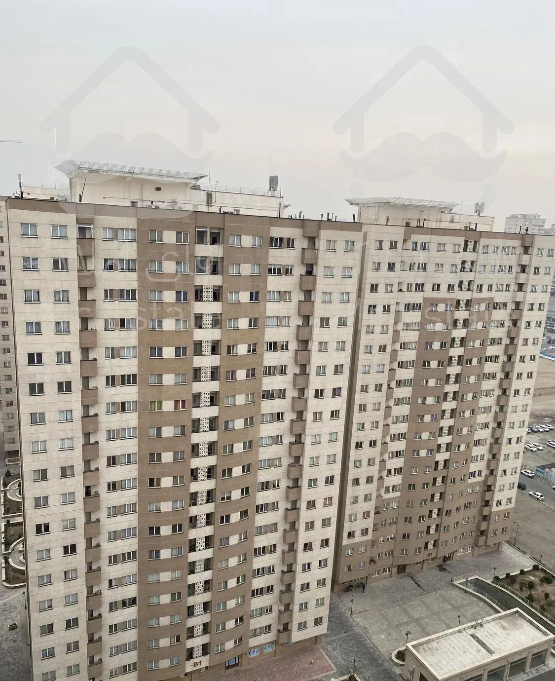 آپارتمان ۱۲۷ متر/ شیک و خوش نقشه/۳ خواب