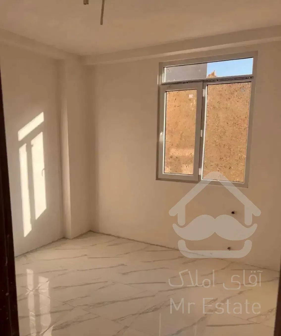 ۳۳ متر/تک واحدی/نورگیر فوق‌العاده/خوش نقشه/وحیدیه