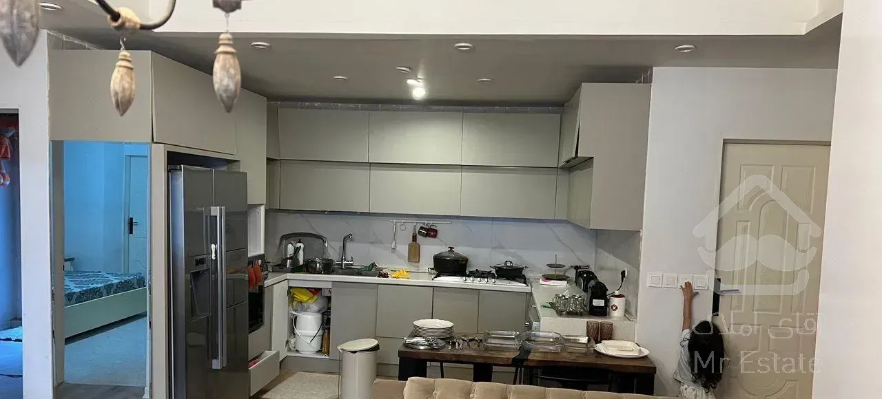 آپارتمان ۱۱۰ متر،۲ خواب،طبقه ۴،محوطه کاخ