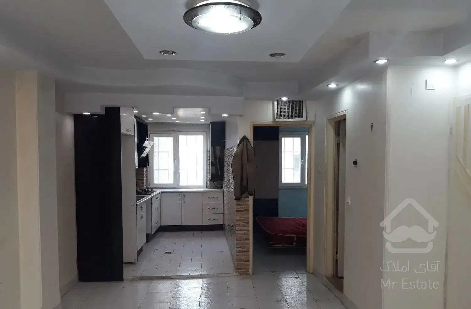 واحد ۴۸ متری پیروزی خ پیچک