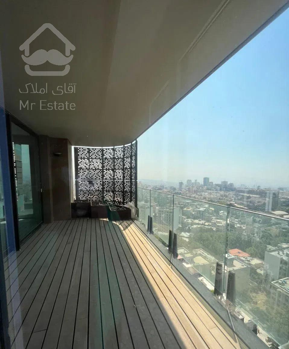 برج باغ ۴۵۰ متری