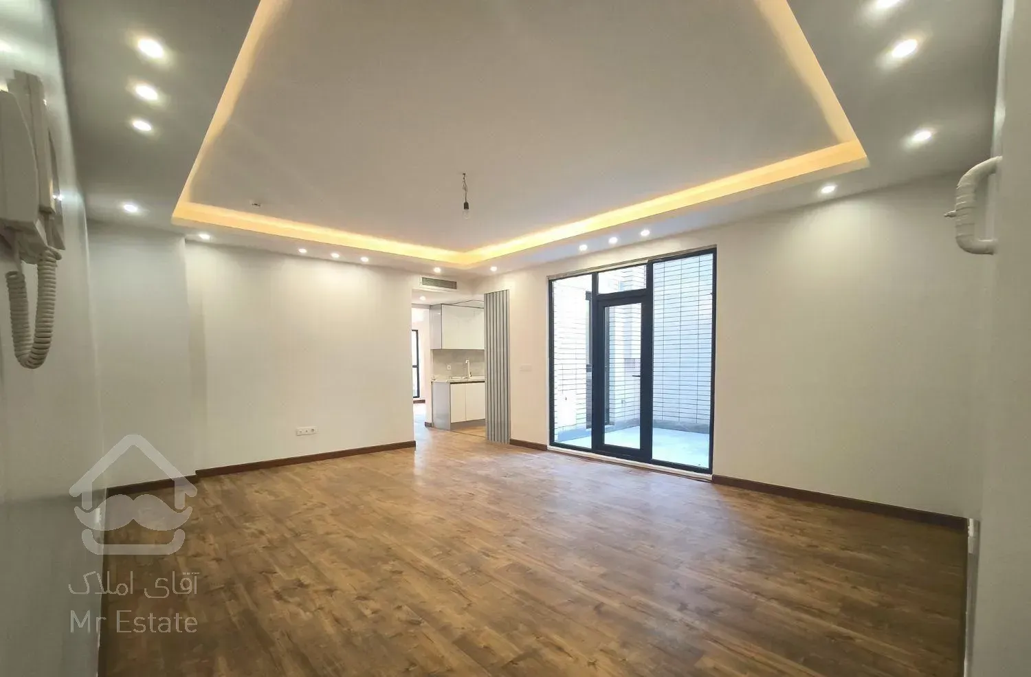 آپارتمان ۷۶ متر * غرق نور * کلیدنخورده ' سیدخندان