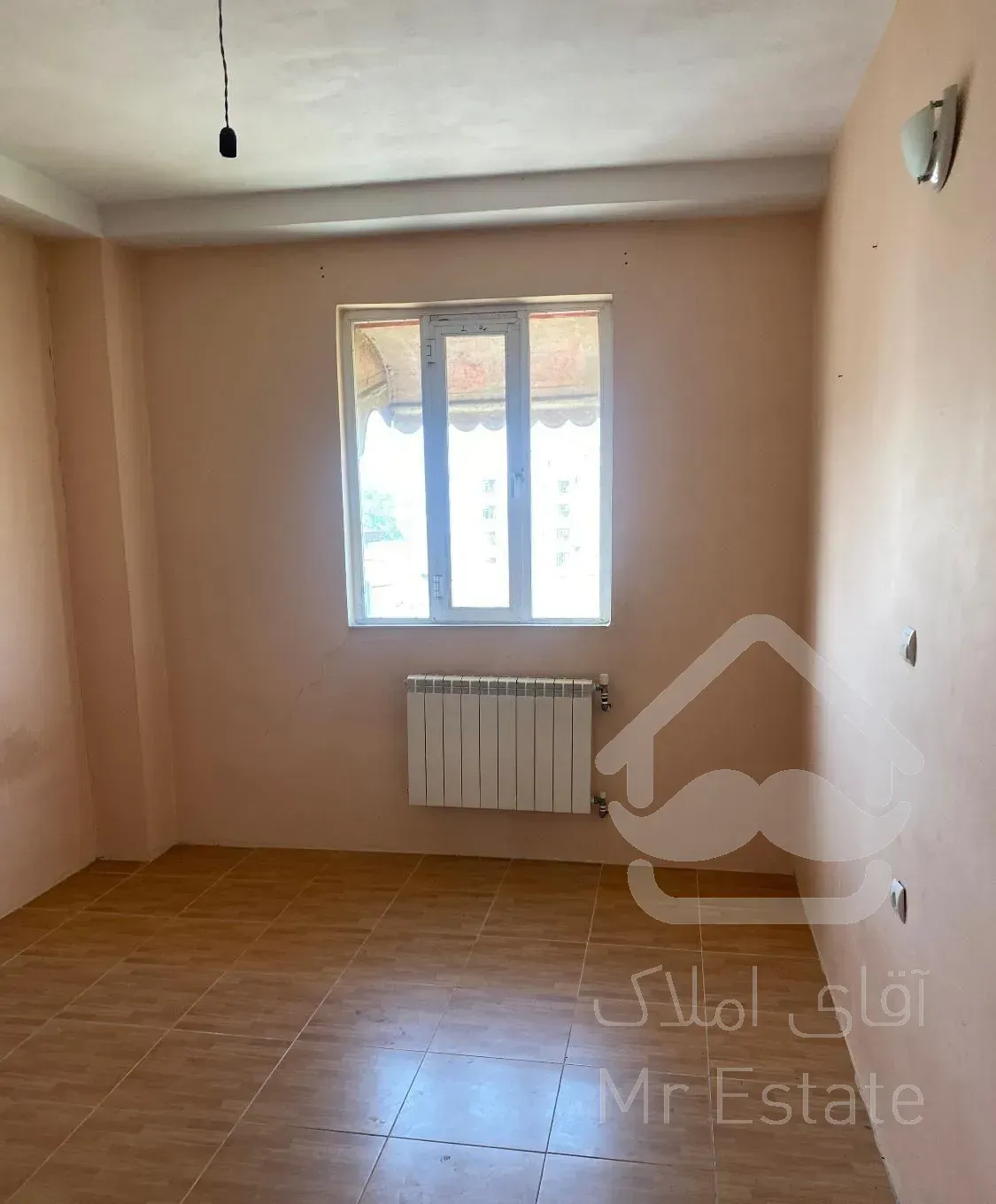 ۹۴متر بر خیابان امام روبروی همزه بیک